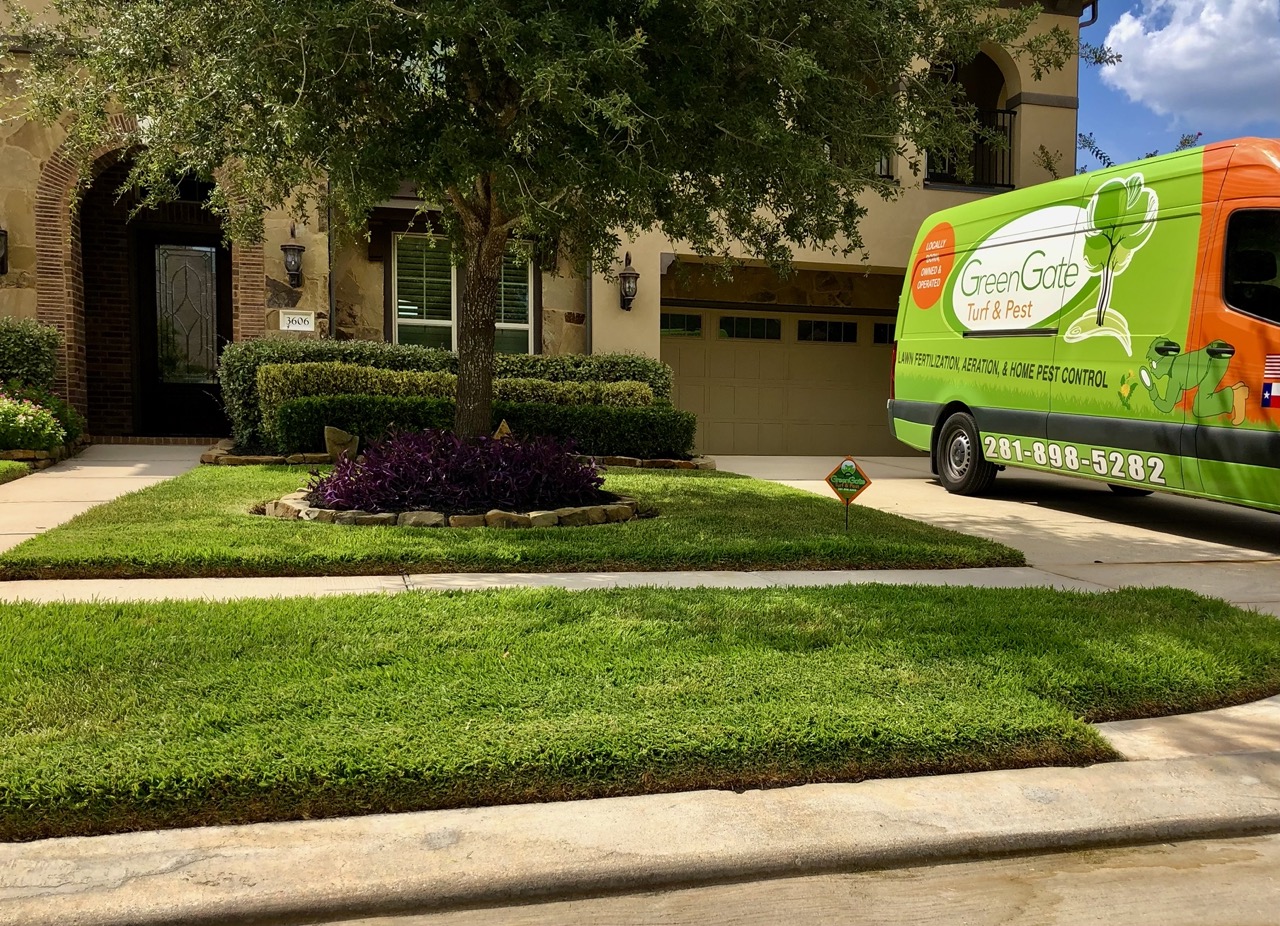 Houston Lawn Care GreenGate Turf Pest   Houston Lawn Care 